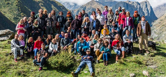 Команда Grammarly відпочинку в Грузії в цьому році Команда Grammarly відпочинку в Грузії в цьому році